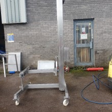 Butcher Boy Mobile tote bin hoist